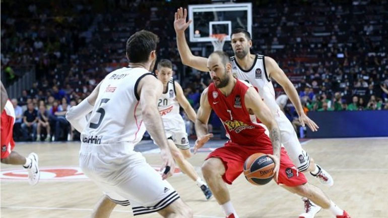 Ο Σπανούλης μπλοκαρίστηκε από τους αντιπάλους του στον τελικό του 2015