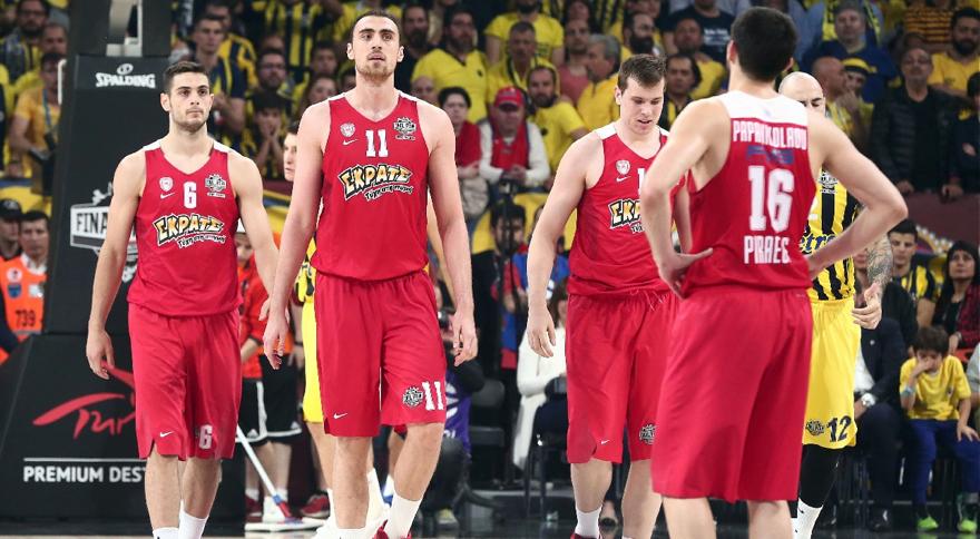 Απογοητευμένοι οι παίκτες του Ολυμπιακού