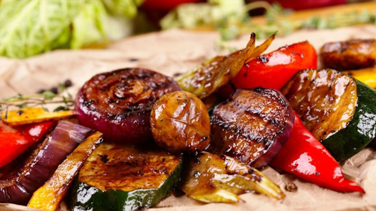 Ρολό ψητών λαχανικών με φρέσκα αρωματικά