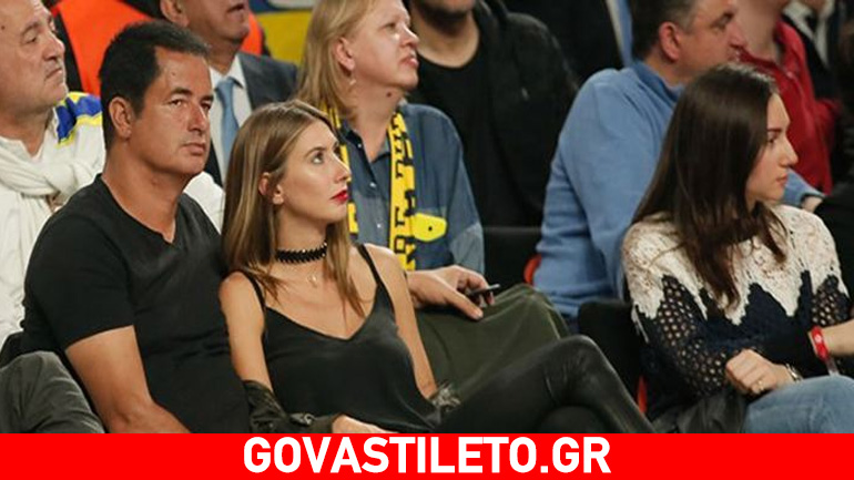 Ο Τούρκος παραγωγός του Survivor και η καλλονή σύντροφός του παρακολούθησαν τον τελικό του Final Four