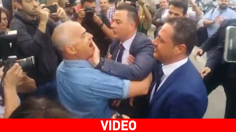 Όταν ο ΠΑΟΚτσής την «πέφτει» στον Μητσοτάκη