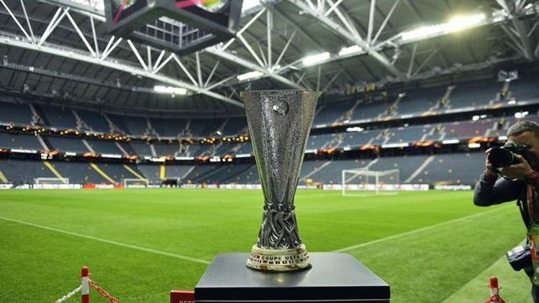 Ενός λεπτού σιγή πριν τον τελικό του Europa League