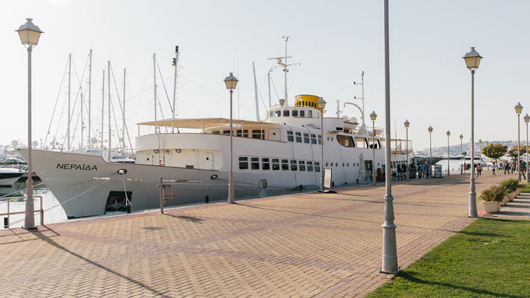 Το Πλωτό Μουσείο Νεράιδα ανοιχτό για το κοινό  στη Μαρίνα Ζέας