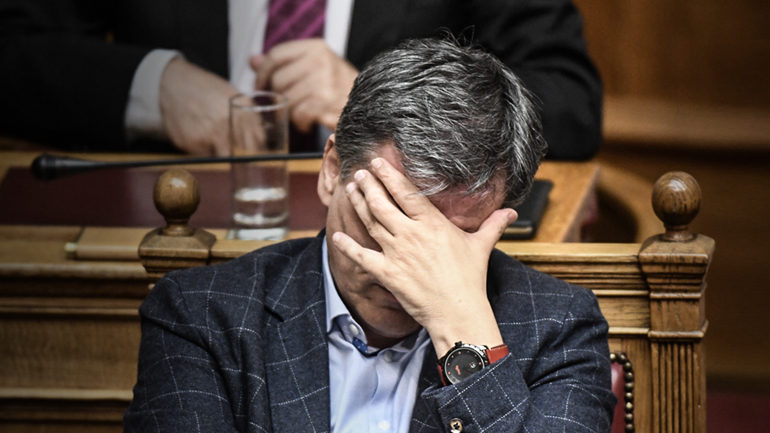 Η “γραβάτα στην ντουλάπα” και η παγίδα Σόιμπλε