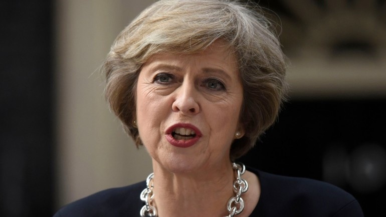 Μέι: Βρισκόμαστε σε κατάσταση «κόκκινου» συναγερμού