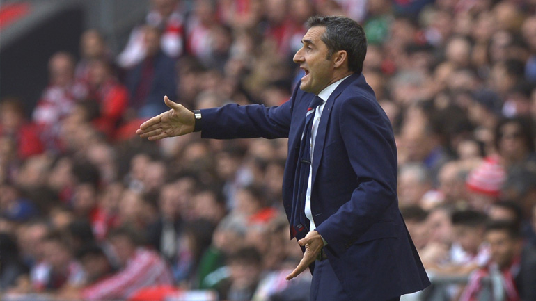 Ο Βαλβέρδε δεν επιβεβαιώνει τη συμφωνία με Μπαρτσελόνα