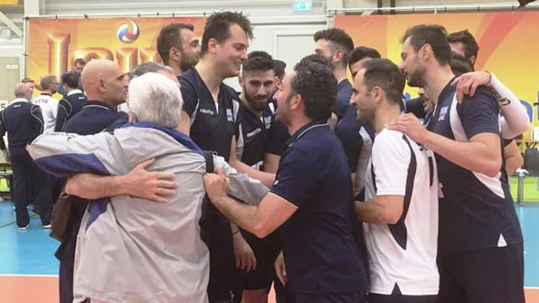 Τζούριτς: «Παλεύουμε κάθε μπάλα…»