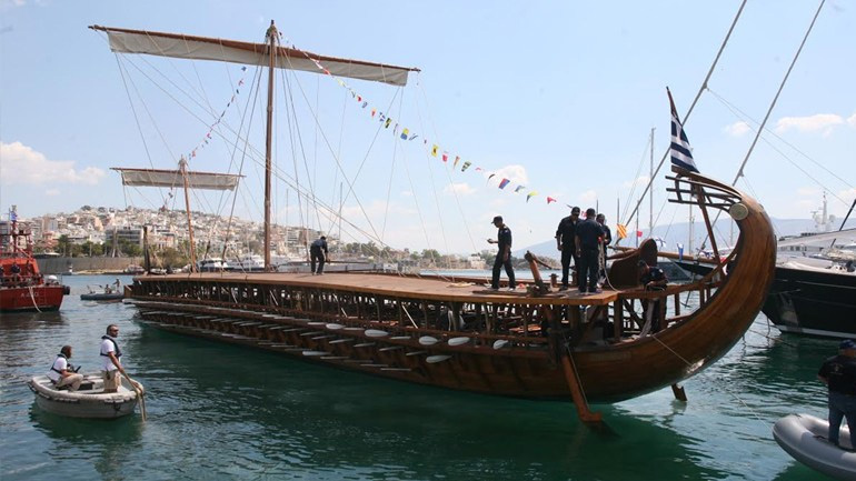 Στη μαρίνα Ζέας η ιστορική τριήρης «Ολυμπιάς»