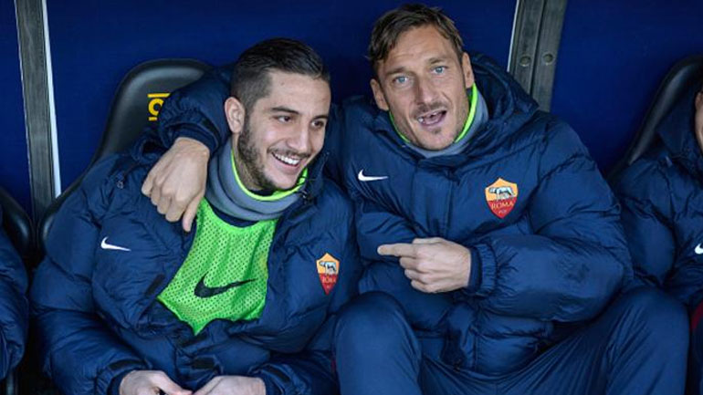 Μανωλάς για Τότι: «Μεγάλη τιμή που έπαιξα μαζί σου!»