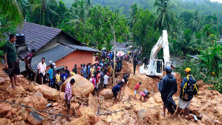 Σρι Λάνκα: Τουλάχιστον 92 νεκροί και 110 αγνοούμενοι από τον μουσώνα