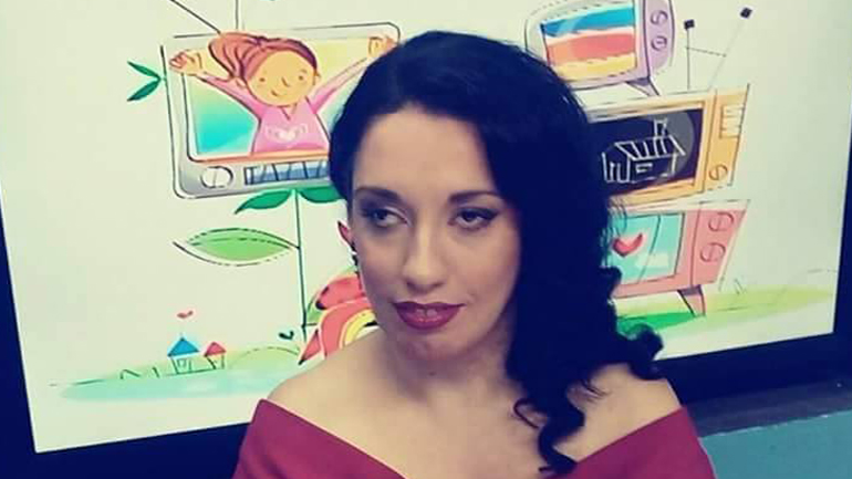 «Τσακισμένα φτερουγίσματα» της Χριστιάνας Μητσικούδη