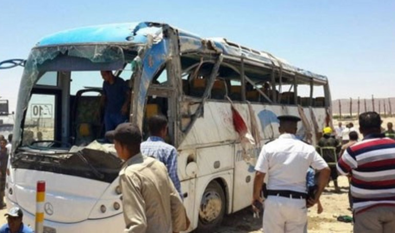 Το λεωφορείο στο οποίο επέβαιναν τα θύματα 