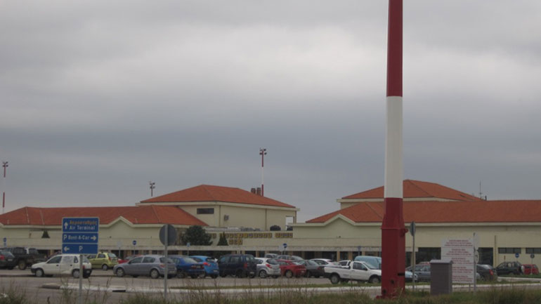 Λήμνος: Έφτασε το πρώτο αγγλικό τσάρτερ αλλά χάθηκαν οι βαλίτσες