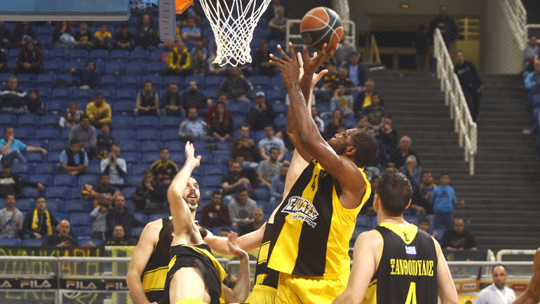 Πρώτη νίκη για την ΑΕΚ, 90-74 τον Άρη