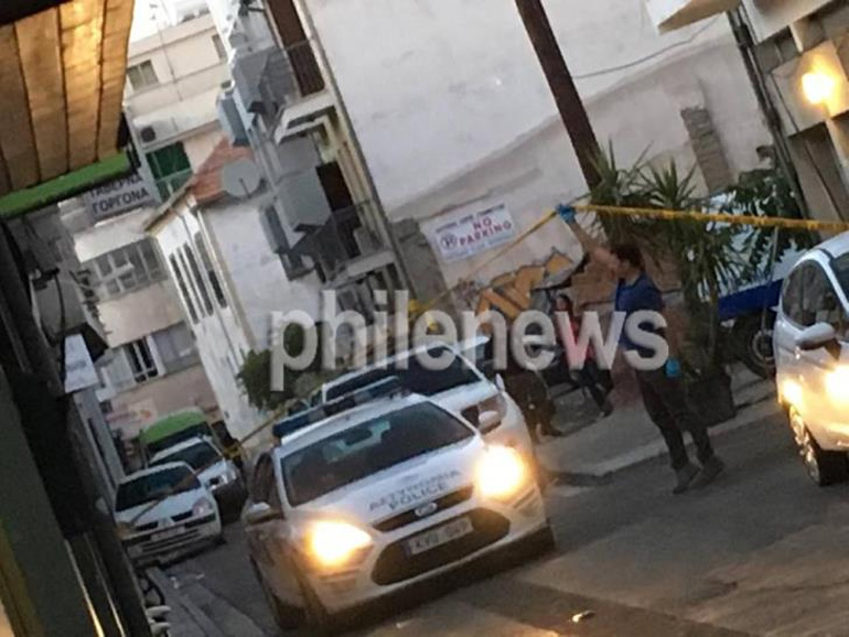 Περιπολικά φτάσουν στο σημείο