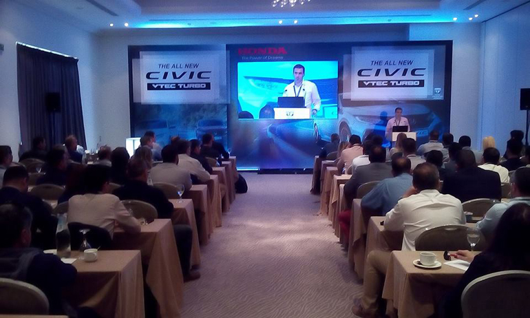 Φωτογραφία από εκδήλωση συνεργατών της Honda με θέμα το νέο Civic