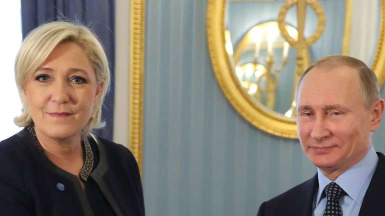 Πούτιν για Λεπέν: Οι επισκέψεις της δεν σημαίνουν ότι επιδιώξαμε να επηρεάσουμε τις εκλογές