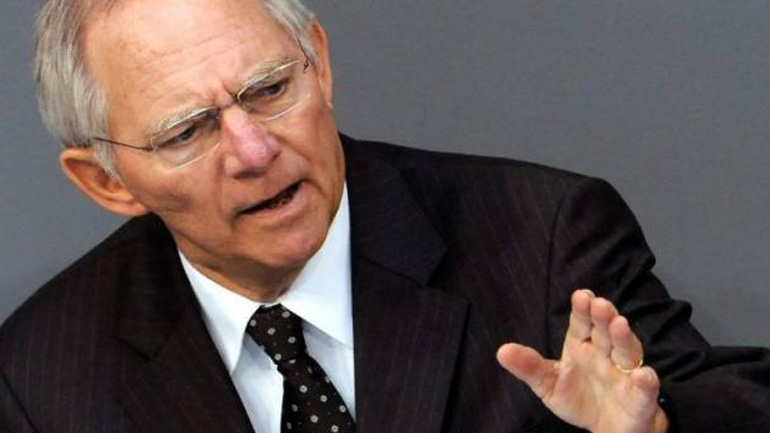 Σόιμπλε: Μετά τις εκλογές θα δούμε αν θα παραμείνω ΥΠΟΙΚ