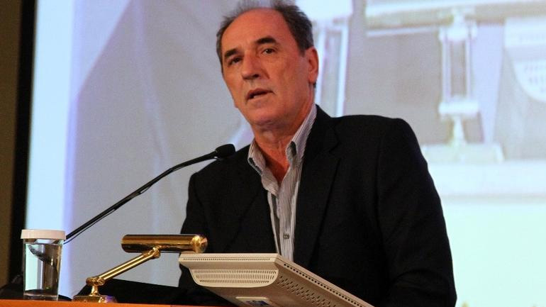 Σταθάκης: Υπάρχει ισχυρό ενδιαφέρον από επιχειρηματικά σχήματα για τη ΔΕΗ