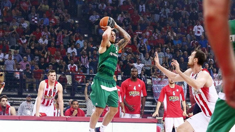 Τζέιμς: «Μην πιστεύετε όσα διαβάζετε»