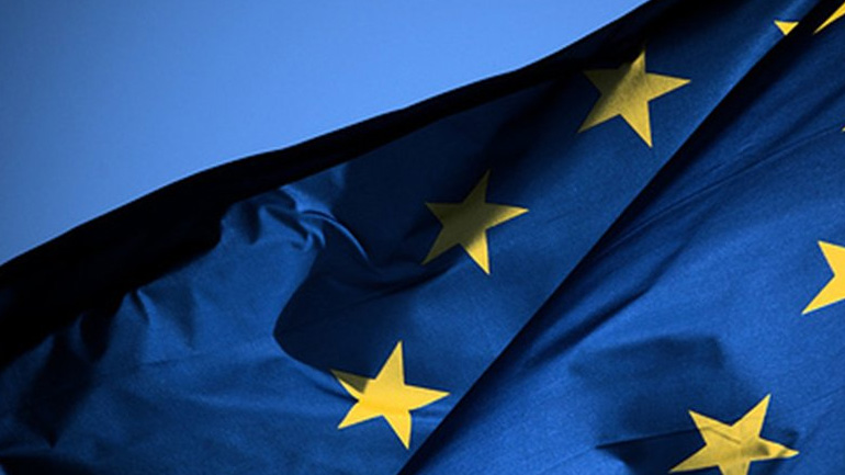 Κράτη που παραβαίνουν τους ευρωπαϊκούς κανόνες θα χάνουν την πρόσβαση στα ταμεία συνοχής