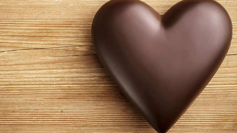 Η σοκολάτα μπορεί να μειώσει τον κίνδυνο αρρυθμίας της καρδιάς