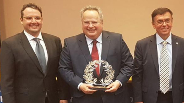 Βράβευση του Ν. Κοτζιά από το Πανεπιστήμιο Πειραιά