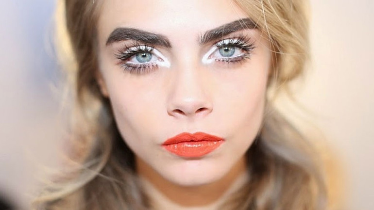 Αυτοί είναι οι καλύτεροι τρόποι να φορέσεις το λευκό μολύβι ματιών σου