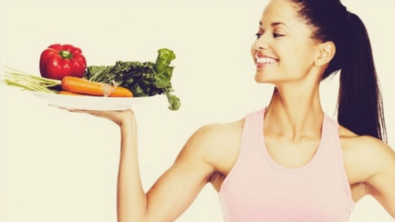 Ποιες τροφές θα πρέπει να αποφεύγετε αν αθλείστε καθημερινά