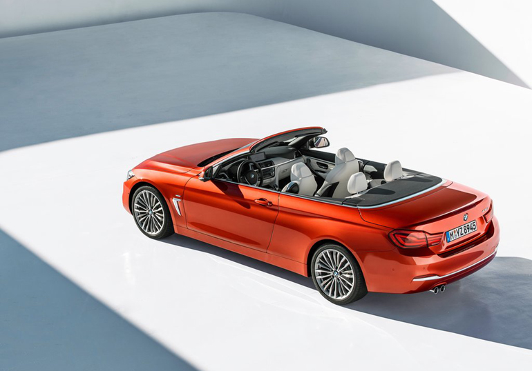 Απόλαυση για τέσσερις επιβάτες...