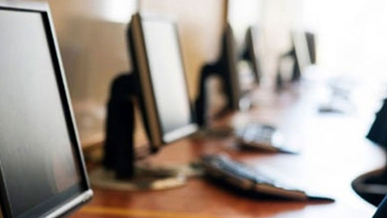 Δωρεά 1.000 υπολογιστών από την Εθνική Τράπεζα σε απομακρυσμένα σχολεία