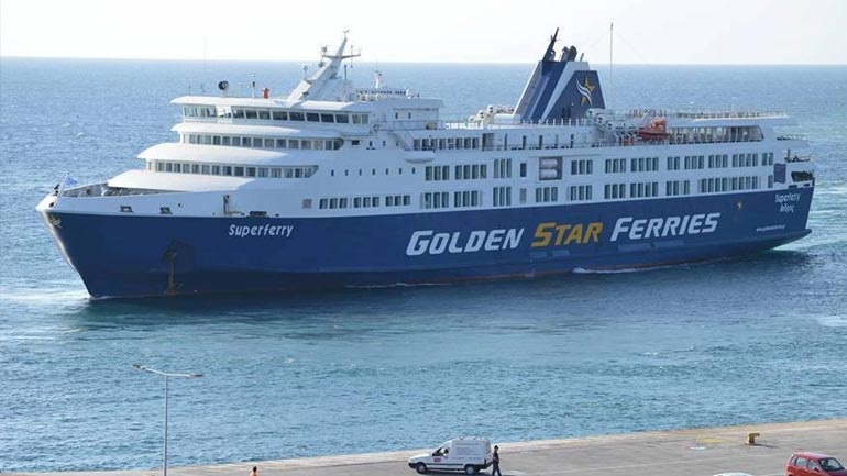 Όλα τα δρομολόγια των πλοίων από Πειραιά και Ραφήνα