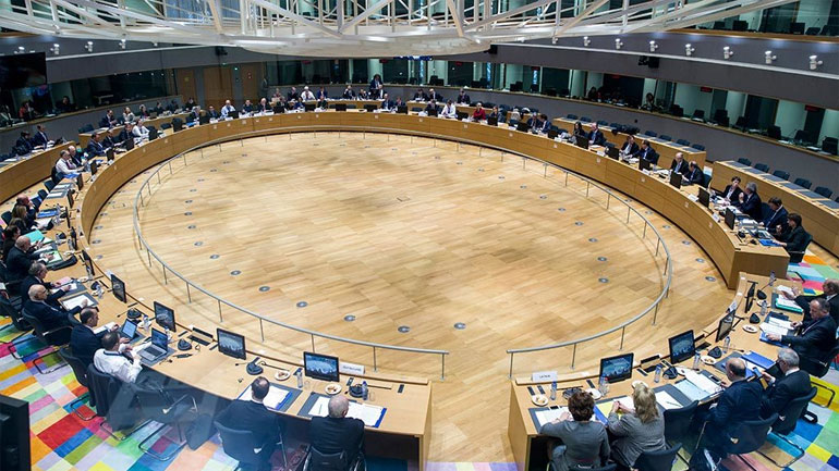 DW: Προς συμφωνία στο Eurogroup αλλά με αστερίσκους