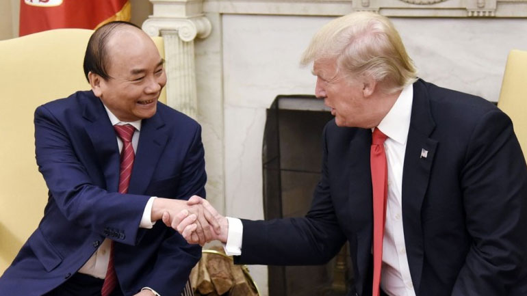 ΗΠΑ και Βιετνάμ υπέγραψαν οικονομικές συμφωνίες αξίας 8 δισ. δολαρίων