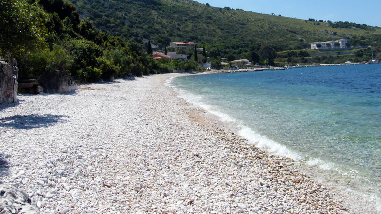 Τροπολογία για την παραχώρηση χρήσης αιγιαλού