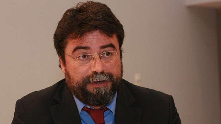 Βασίλης Οικονόμου: «Η ανικανότητα της ηγεσίας του Υπουργείου Υγείας στοιχίζει ανθρώπινες ζωές»