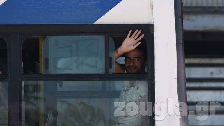 Μουζάλας για εκκένωση Ελληνικού: “Σήμερα είναι μια καλή μέρα για το μεταναστευτικό”