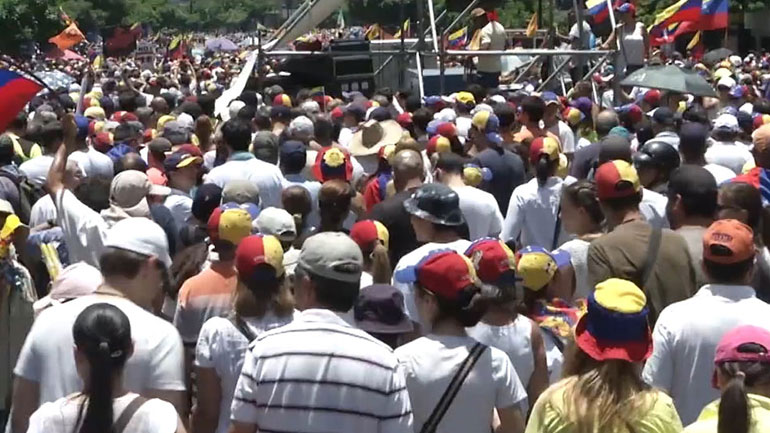 Βενεζουέλα: Διαμαρτυρία με άδειες κατσαρόλες από τους πολίτες