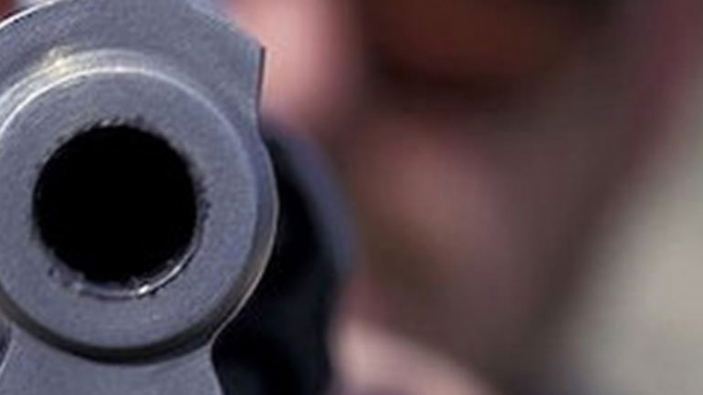 Νεαρός απείλησε με ψεύτικο πιστόλι μαθητές στο Γυμνάσιο Επισκοπής Νάουσας