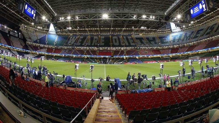 Άπαντες στο γήπεδο του Κάρντιφ προετοιμάζονται για το μεγάλο παιχνίδι