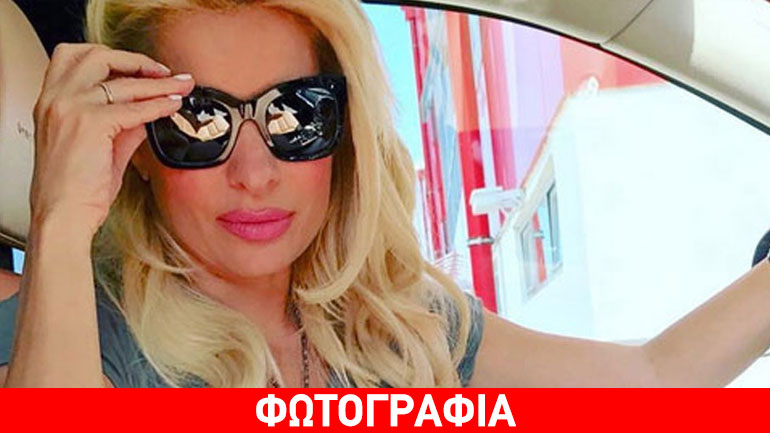 Ελένη Μενεγάκη: Στην Άνδρο για το τριήμερο του Αγίου Πνεύματος