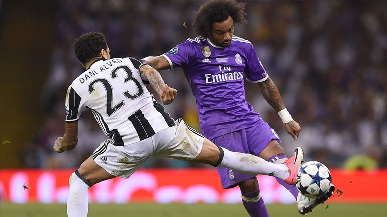 Nτάνι Άλβες και Μαρσέλο σε μία από τις πολλές μονομαχίες τους