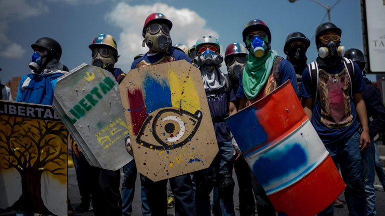 Nεκρός 22χρονος σε διαδηλώσεις στη Βενεζουέλα