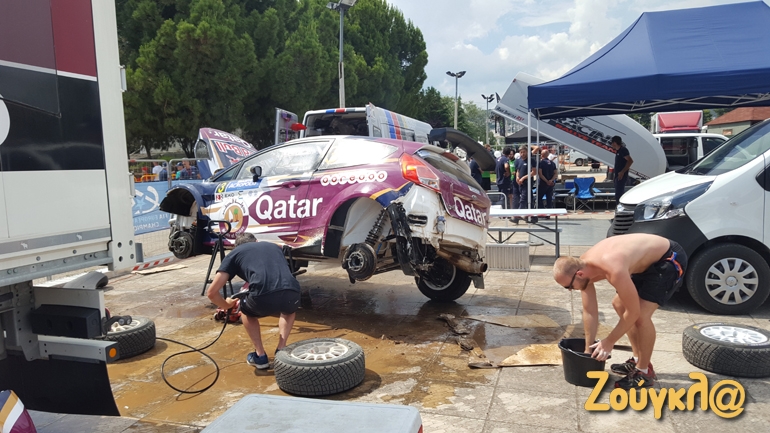 Πλύσιμο και καθάρισμα για να δείχνει σαν καινούργιο! 