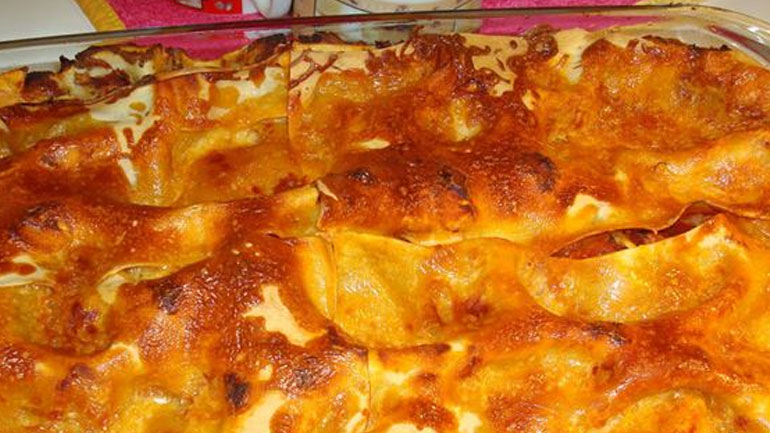 Λαζάνια με κολοκυθάκια και ντομάτες