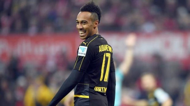 Παίκτης της Παρί ο Ομπαμεγιάνγκ με ηγεμονικό συμβόλαιο