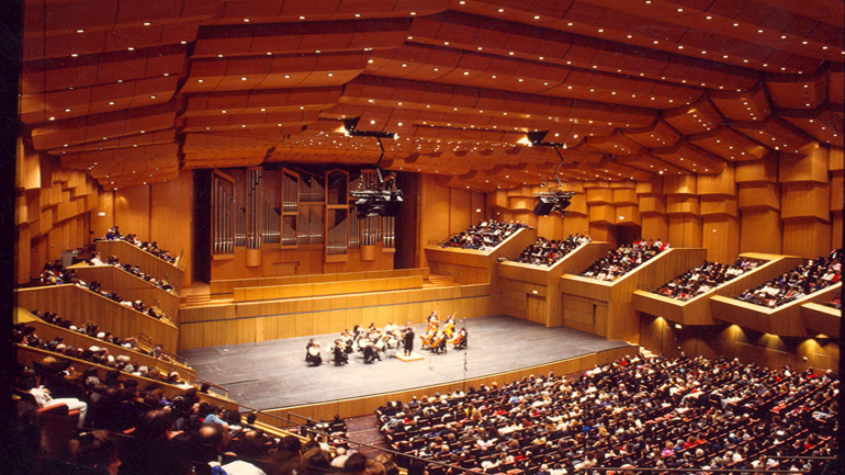 Προκήρυξη ακρόασης για μονωδούς για τις ανάγκες της όπερας «Greek Passion» του B. Martinu