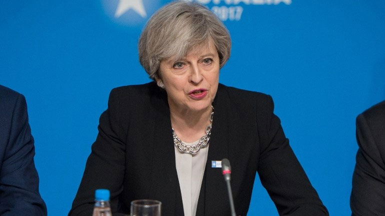 Βρετανία: Στις πέντε μονάδες μειώθηκε το προβάδισμα των Συντηρητικών της Μέι, σύμφωνα με νέα δημοσκόπηση