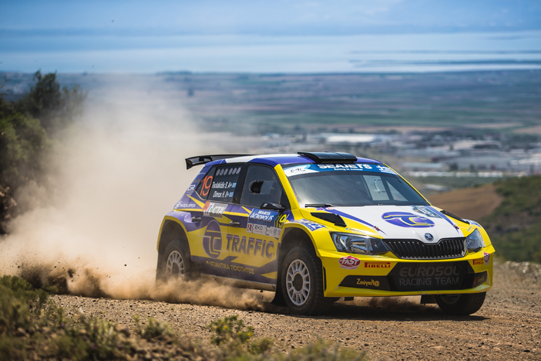 Εντυπωσιακό δίδυμο οι Τσολακίδης- Δήμου