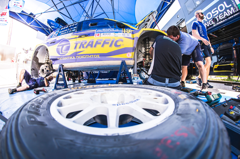 Άψογη όπως αποδείχτηκε ήταν η συνεργασία με την ομάδα Eurosol που συμμετείχε με δύο αγωνιστικά αυτοκίνητα κατακτώντας τις θέσεις 3 και 5